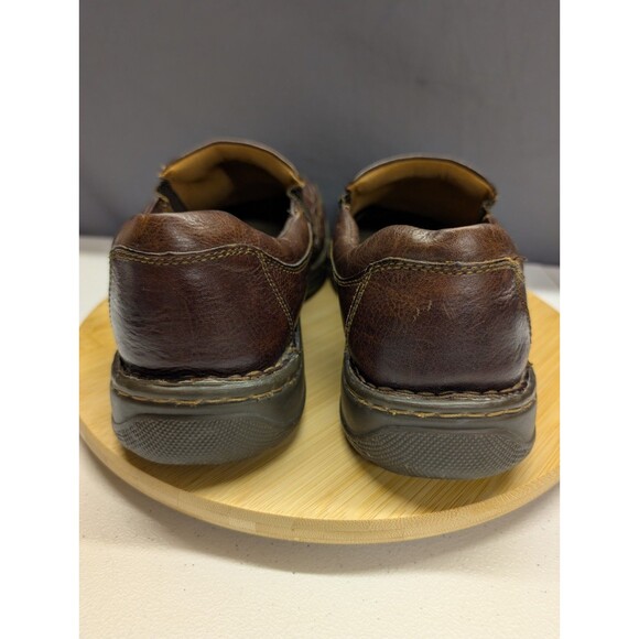 BORN BLAST III Men\'s Size 13 M Brown Leather Slip On Casual Loafer Shoes EUC